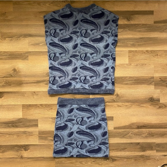 NEW Zara Blue Fuzzy Eyelash Blue Paisley Sweater Vest/Skirt Set - Picture 5 of 10